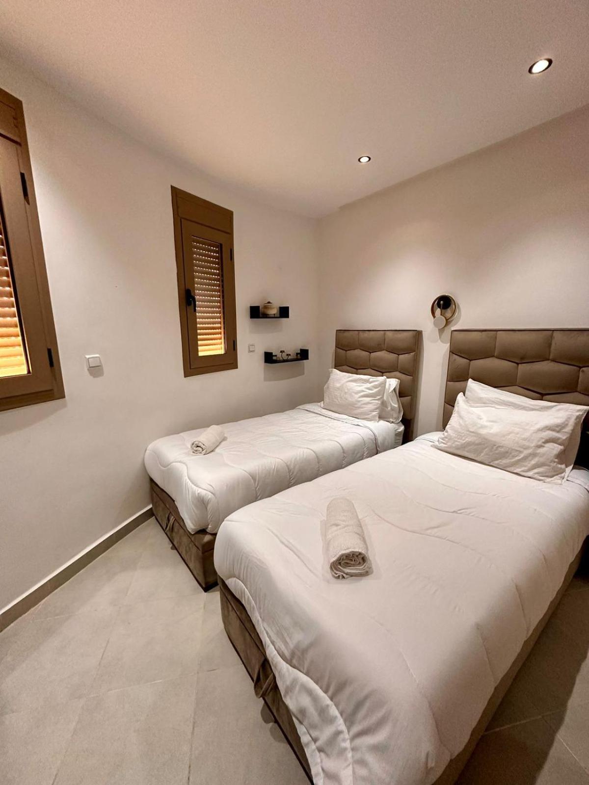 Appart Neuf Lumineux Climatise 1Ere Etage Tânger Exterior foto